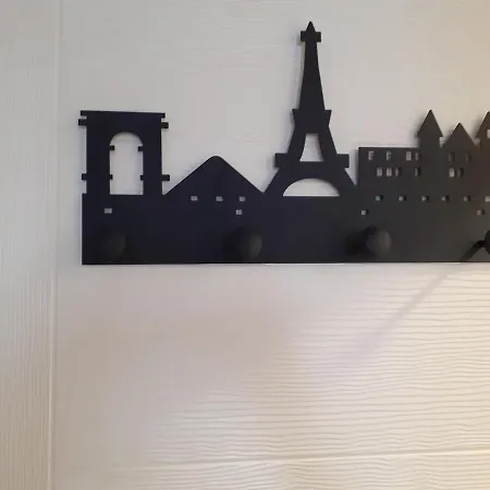 Odlican Smestaj Blizu Centra 아파트 노비사드