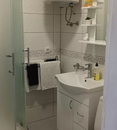 Odlican Smestaj Blizu Centra 노비사드