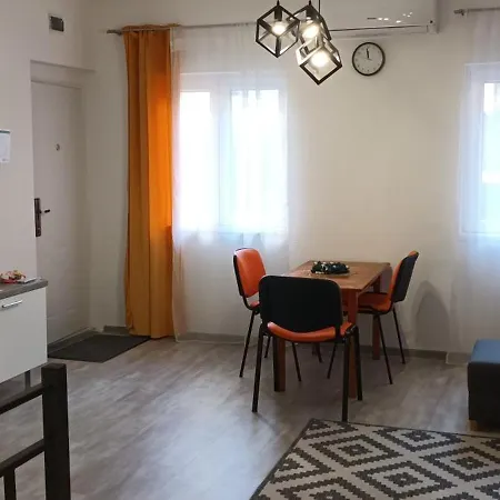 Odlican Smestaj Blizu Centra Appartement