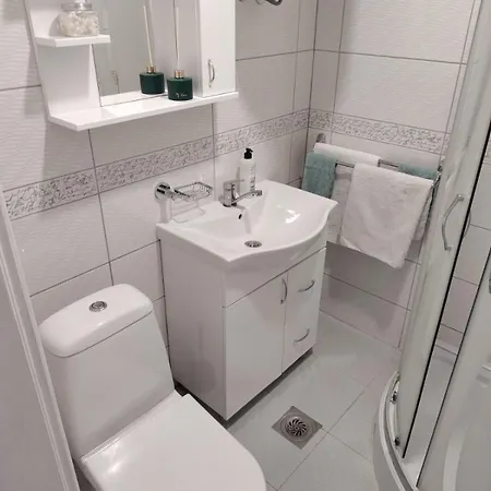 Odlican Smestaj Blizu Centra 아파트 *