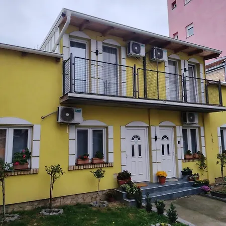 Odlican Smestaj Blizu Centra Appartement