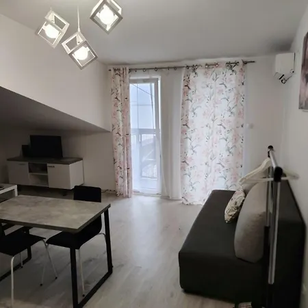 Odlican Smestaj Blizu Centra Appartement Novi Sad